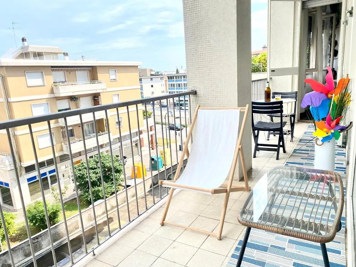 Apartment 15 Minutes From Venice Mestre 0*,  Italy