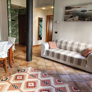 Sarika House Apartament